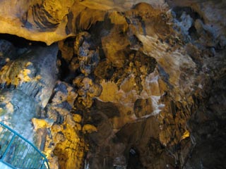 Kek Lok Tong Cave Temple