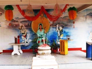 Ling Sen Tong Temple