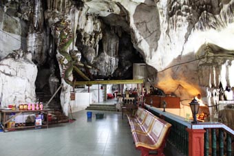 Nam Tian Tong Temple