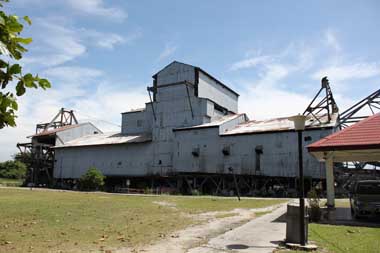 Tanjung tualang tin dredge